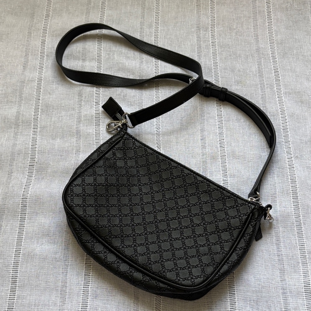 Nine West NWOT Crossbody Bag in a black Garner print. - Picture 6 of 12